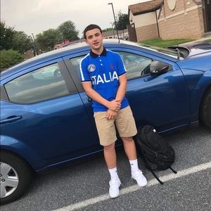 Meet your Posher, Julian